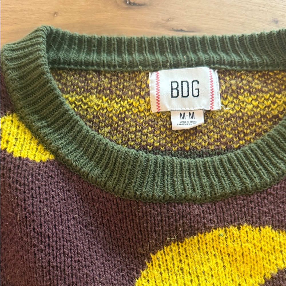 Bdg Patterned Sweater- Women’s Medium - image 4